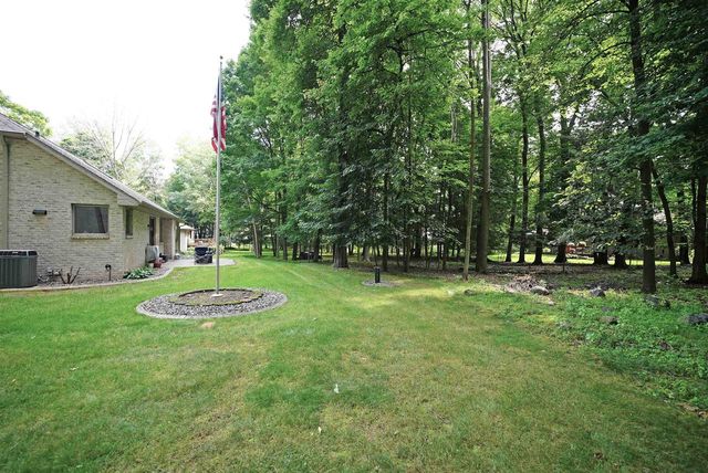 2077 CORMORANT LANE, Suamico, WI 54313
