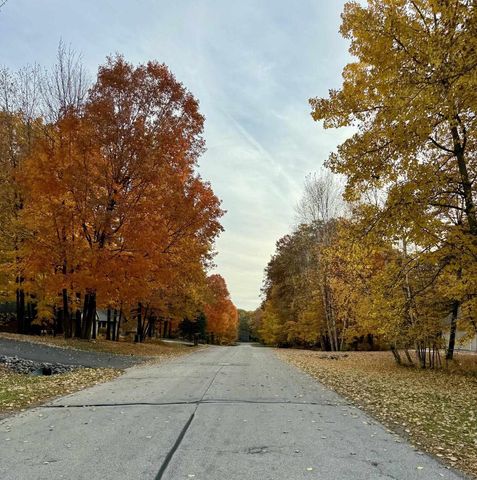 2077 CORMORANT LANE, Suamico, WI 54313
