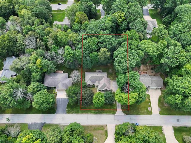 2077 CORMORANT LANE, Suamico, WI 54313