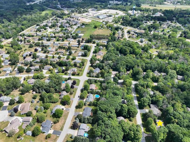 2077 CORMORANT LANE, Suamico, WI 54313