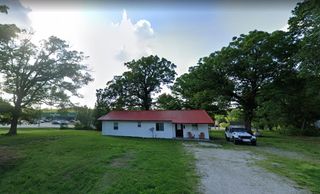 733 W Washington Street, Marshfield, MO 65706