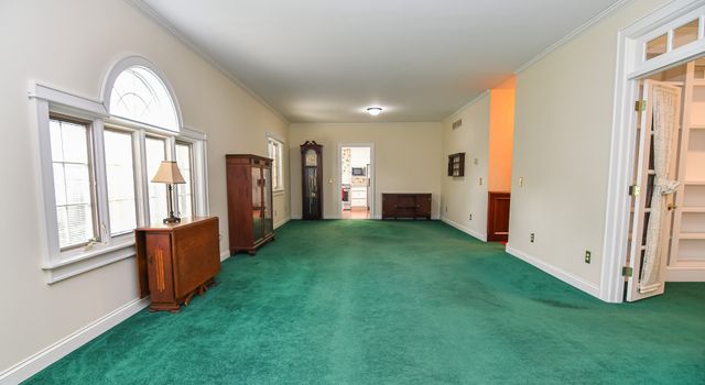 202 Coover Avenue, Baxter, IA 50028