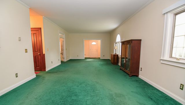 202 Coover Avenue, Baxter, IA 50028