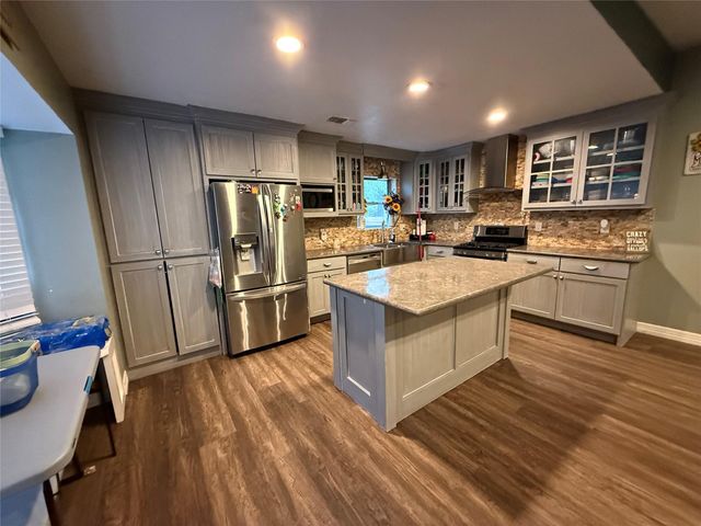 29014 Geneva Drive, Spring, TX 77386