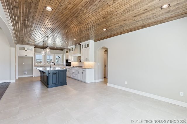 8508 E 109th Street North, Owasso, OK 74055