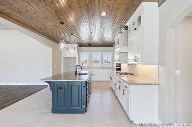 8508 E 109th Street North, Owasso, OK 74055