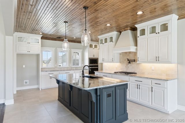 8508 E 109th Street North, Owasso, OK 74055