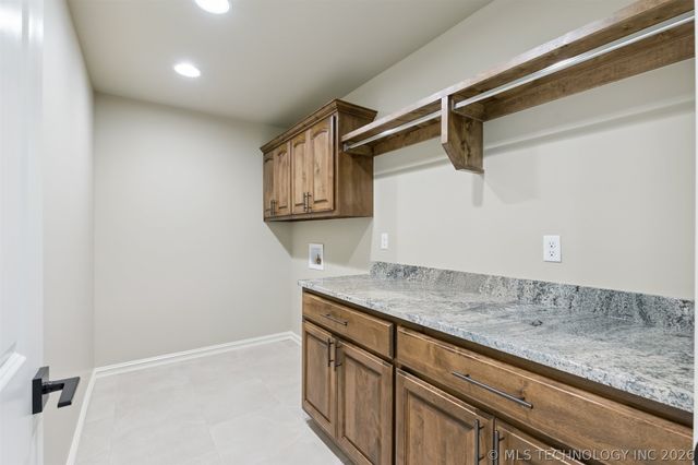 8508 E 109th Street North, Owasso, OK 74055