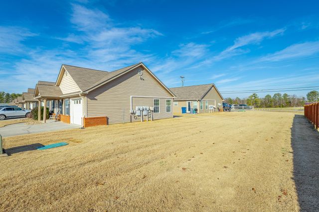 304 Cedar Creek Drive, Rossville, GA 30741