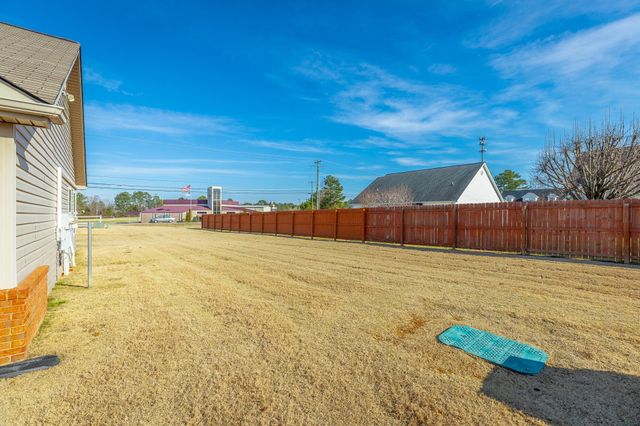 304 Cedar Creek Drive, Rossville, GA 30741