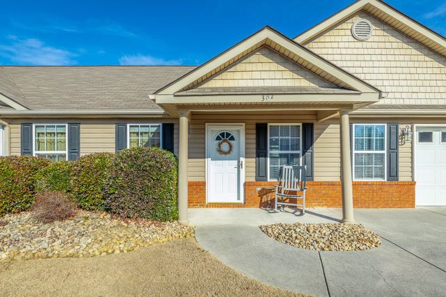 304 Cedar Creek Drive, Rossville, GA 30741