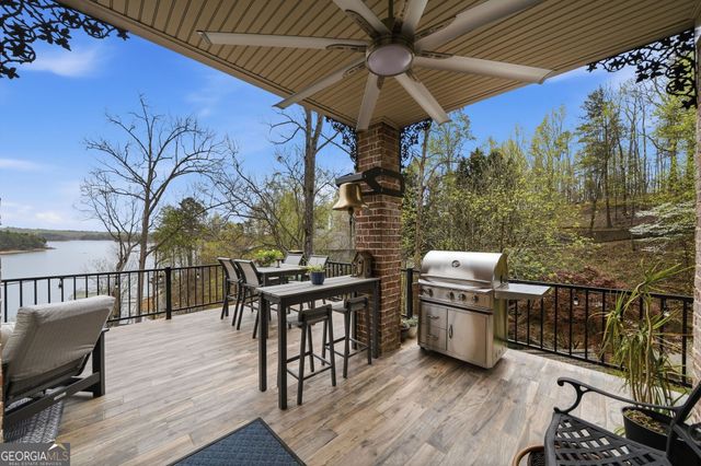 8970 Fields Way, Gainesville, GA 30506