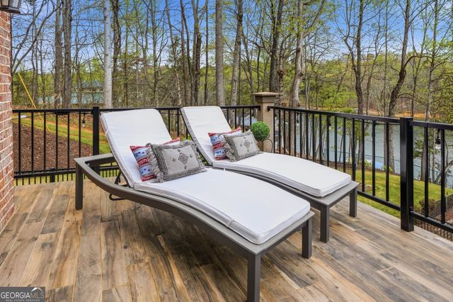 8970 Fields Way, Gainesville, GA 30506