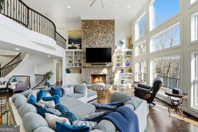 8970 Fields Way, Gainesville, GA 30506