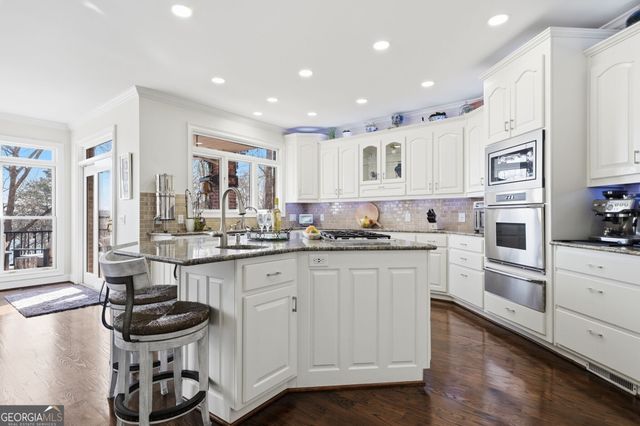 8970 Fields Way, Gainesville, GA 30506