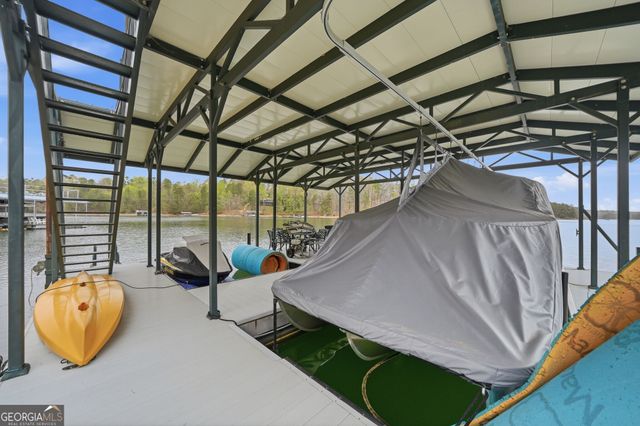 8970 Fields Way, Gainesville, GA 30506