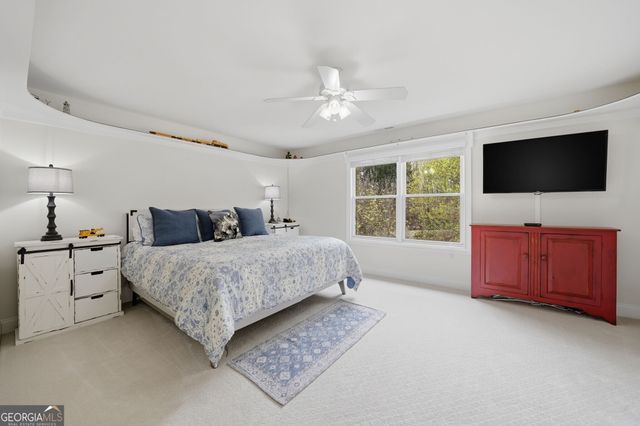 8970 Fields Way, Gainesville, GA 30506