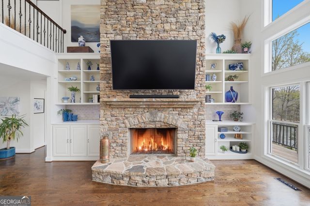 8970 Fields Way, Gainesville, GA 30506