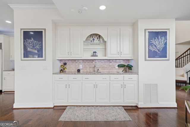 8970 Fields Way, Gainesville, GA 30506