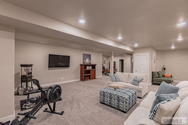 5085 Eaglewood Drive, Idaho Falls, ID 83401