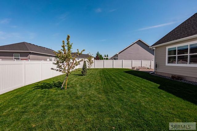 5085 Eaglewood Drive, Idaho Falls, ID 83401
