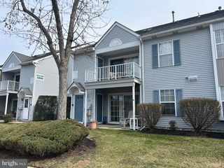 5814-B ADELAIDE DR, Mount Laurel, NJ 08054