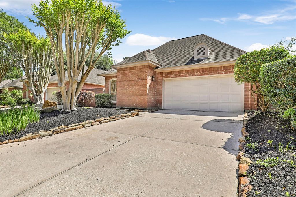 3306 Redwood Lake Drive, Kingwood, TX 77345