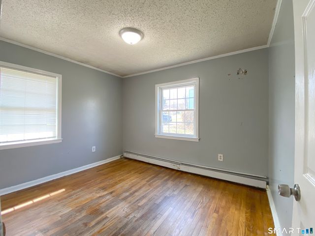 18 Reservoir Road, Newington, CT 06111