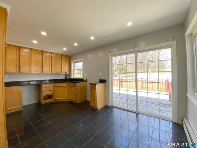 18 Reservoir Road, Newington, CT 06111