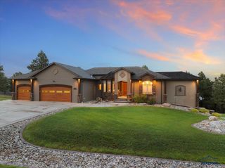 11850 VALLEY VIEW DR, Spearfish, SD 57783