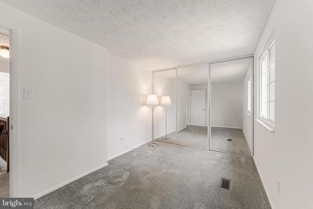 1682 HARVEST GREEN CT, Reston, VA 20194