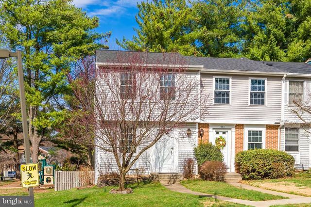 1682 HARVEST GREEN CT, Reston, VA 20194