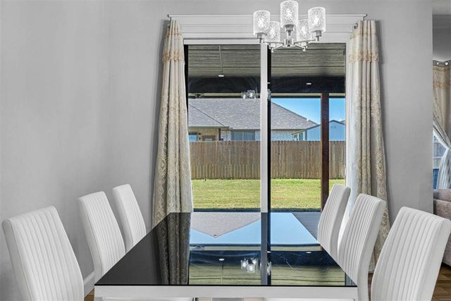 3913 NE Shenandoah Dr, Lawton, OK 73507