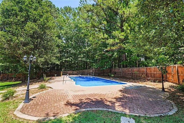 165 Normandy Drive, Fayetteville, GA 30214