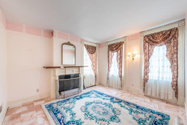 5012 4th AVENUE, Kenosha, WI 53140