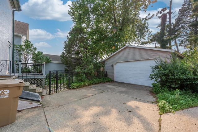 5012 4th AVENUE, Kenosha, WI 53140