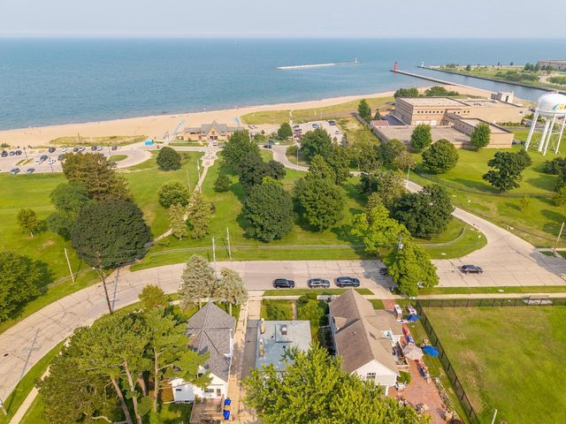 5012 4th AVENUE, Kenosha, WI 53140