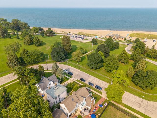 5012 4th AVENUE, Kenosha, WI 53140