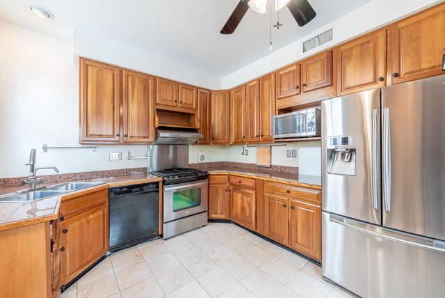 5012 4th AVENUE, Kenosha, WI 53140