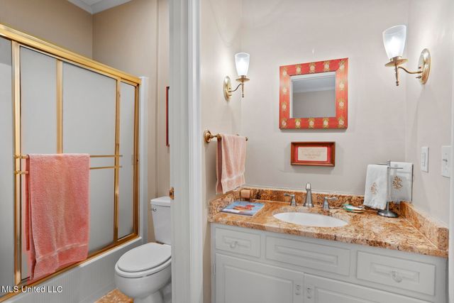 420 Saint Andrews Drive, 2-4, Jackson, MS 39211