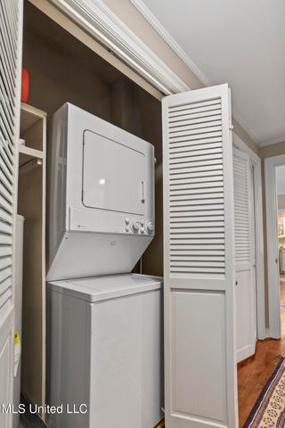 420 Saint Andrews Drive, 2-4, Jackson, MS 39211