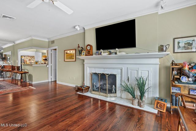 420 Saint Andrews Drive, 2-4, Jackson, MS 39211