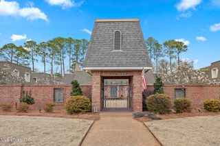 420 Saint Andrews Drive, 2-4, Jackson, MS 39211