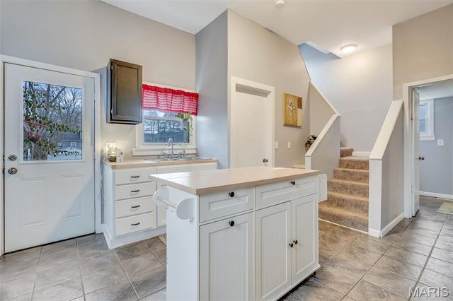 802 N Church Street, Belleville, IL 62220