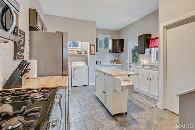 802 N Church Street, Belleville, IL 62220