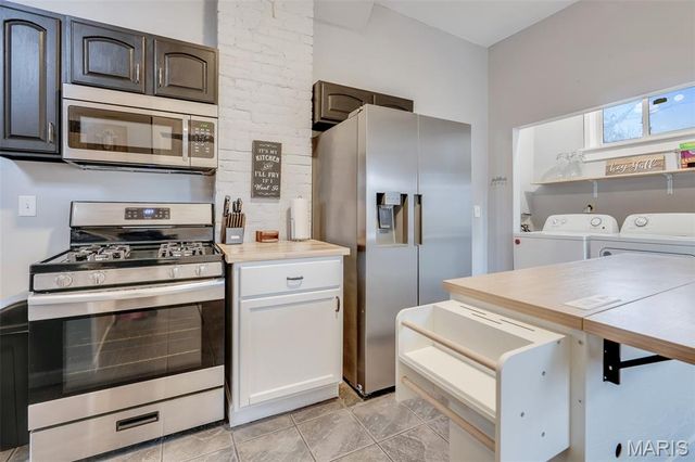 802 N Church Street, Belleville, IL 62220