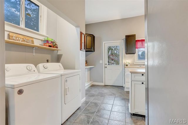 802 N Church Street, Belleville, IL 62220