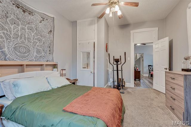 802 N Church Street, Belleville, IL 62220