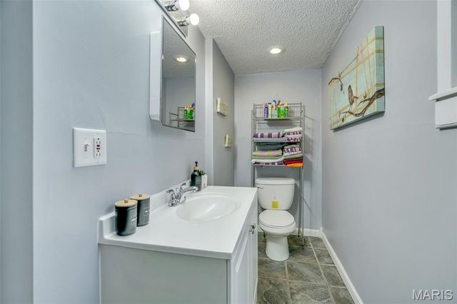 802 N Church Street, Belleville, IL 62220