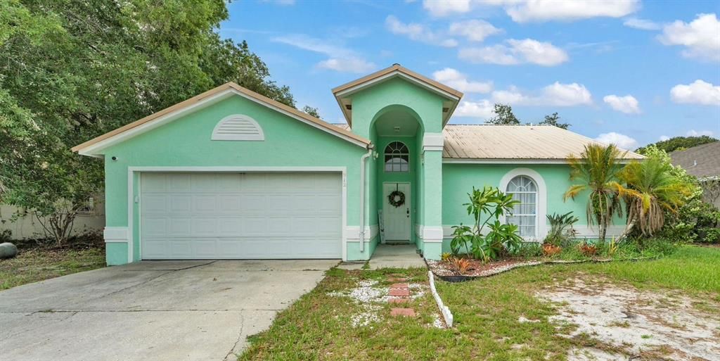 912 WHISPER LAKE DRIVE, Winter Haven, FL 33880